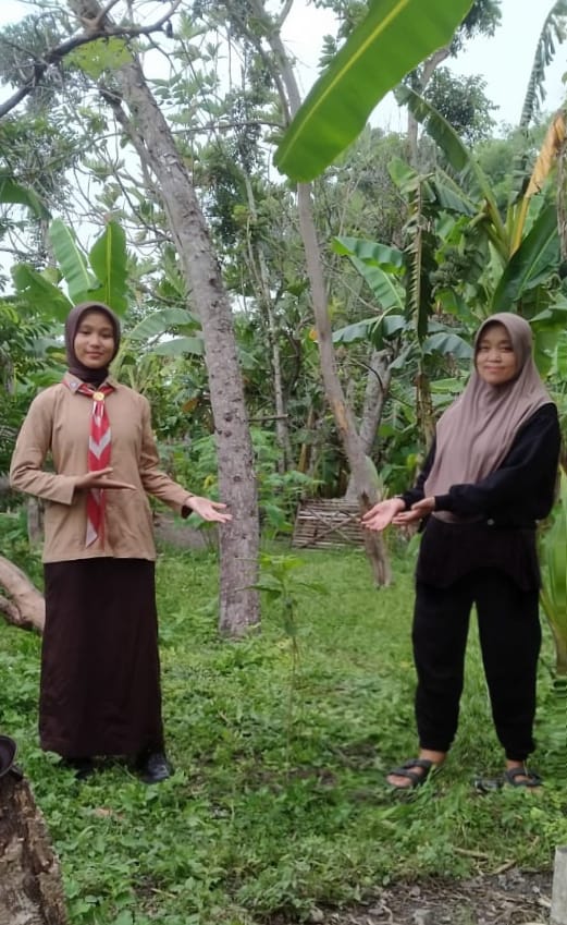 SAKA WANABAKTI KWARCAB GROBOGAN PERINGATI HARI BADEN POWELL DENGAN PENANAMAN POHON.