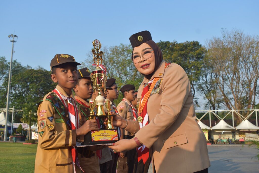 KETUA MABICAB GROBOGAN, AJAK PRAMUKA PERANGI JUDI ONLINE