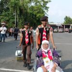 PRAMUKA BANTU PEMBERANGKATAN JAMAAH HAJI GROBOGAN