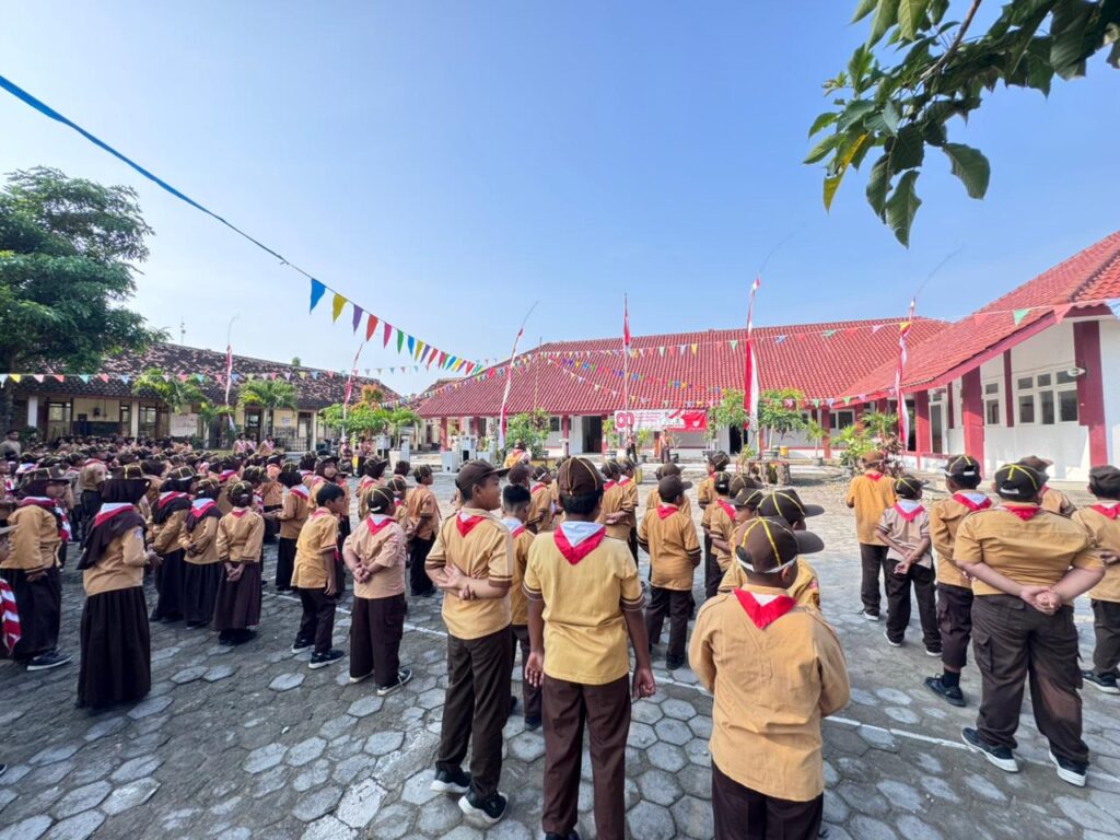 Semangat Kebersamaan Warnai Peringatan Hari Pramuka 2025 di SD Negeri 1 Nambuhan
