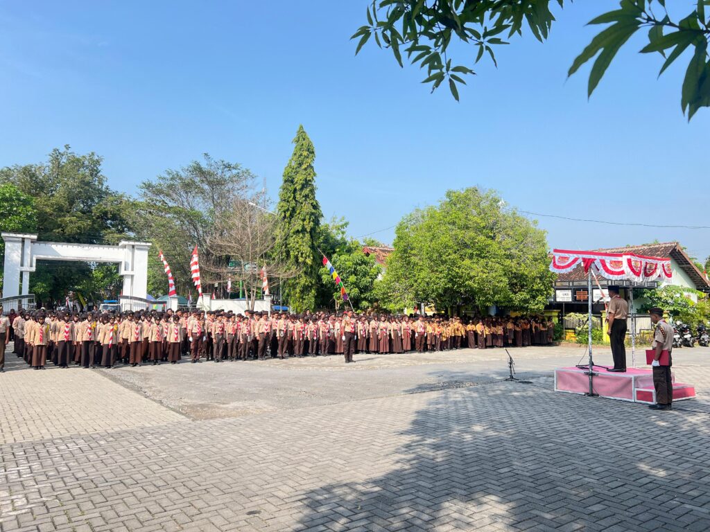 Upacara HUT ke-64 Gerakan Pramuka di Kwarran Wirosari