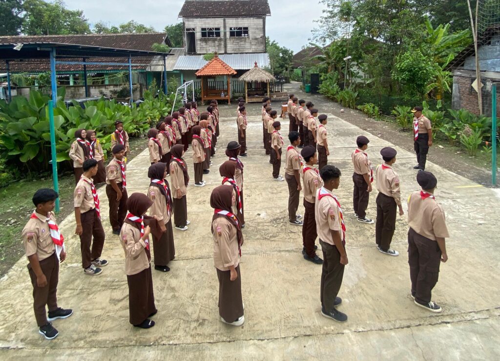 PENERIMAAN TAMU AMBALAN & BANTARA  AMBALAN ALI BIN ABI THOLIB & FATIMAH AZ-ZAHRA  SMK NURUL HUDA TEGOWANU – TAHUN 2025