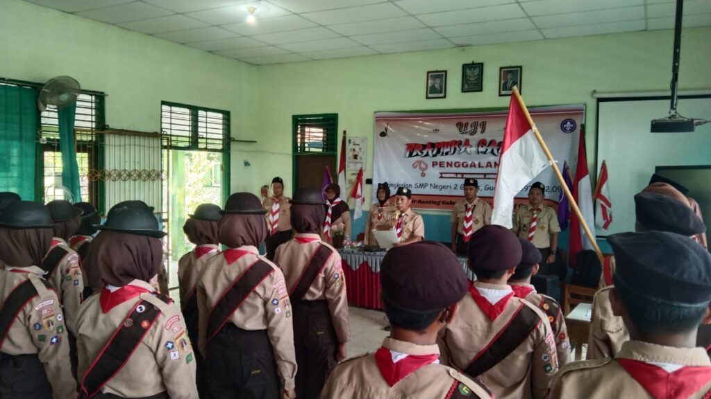 33 Pramuka Penggalang SMP N 2 Gabus Dikukuhkan sebagai Pramuka Garuda